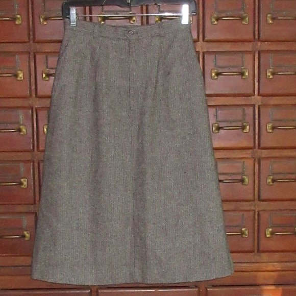 Size 9 Lined Gray Pencil Skirt - Picture 2 of 4